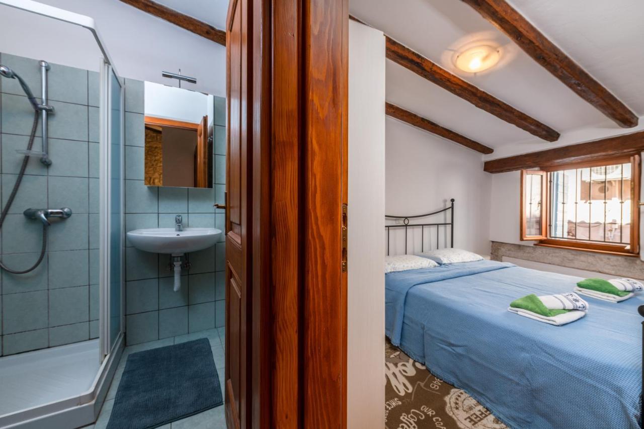 Apartment Blue Bay Free Parking Rovinj Buitenkant foto
